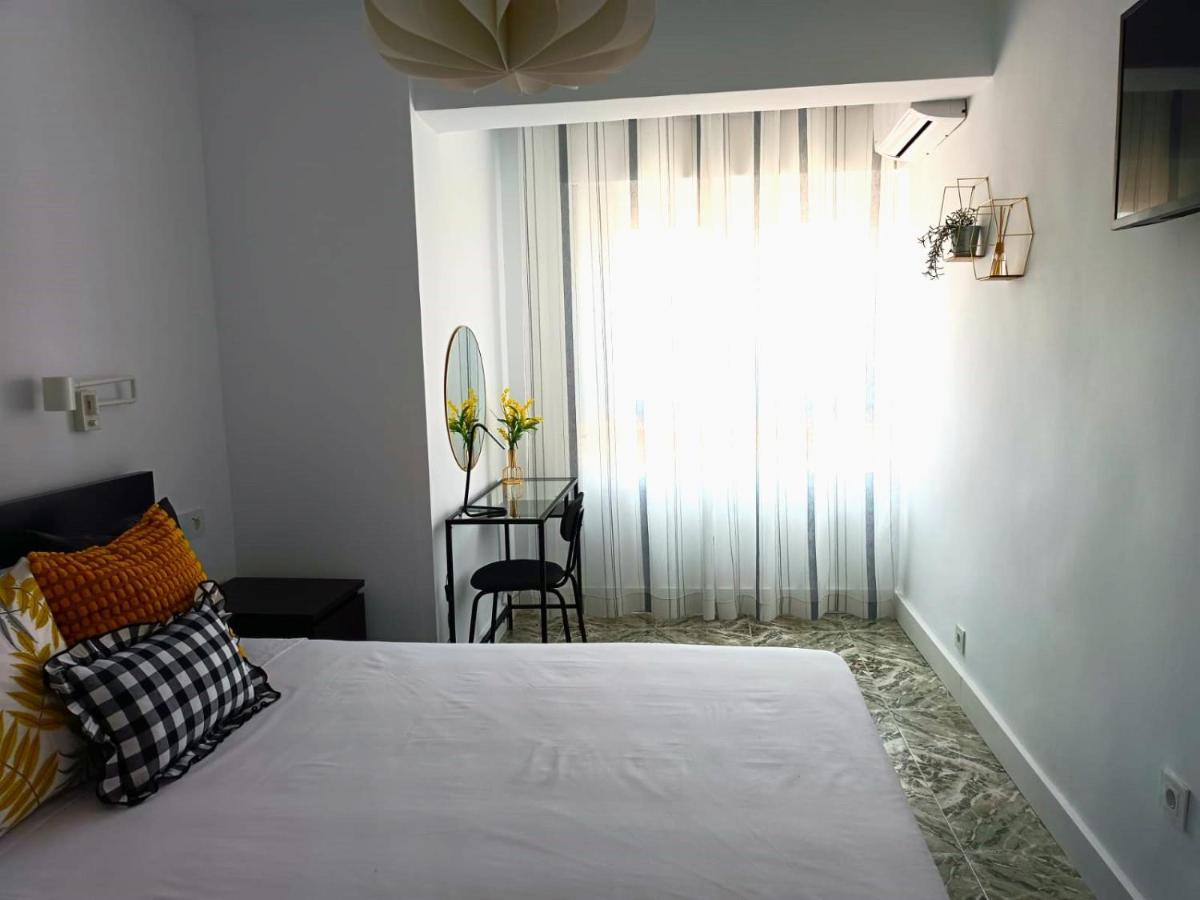 Mimosa Home ตาลาเวรา เดลา เรย์นา ภายนอก รูปภาพ